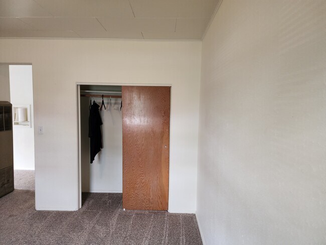 1103 5th St unit 6, Chappell, NE 69129 - photo 6