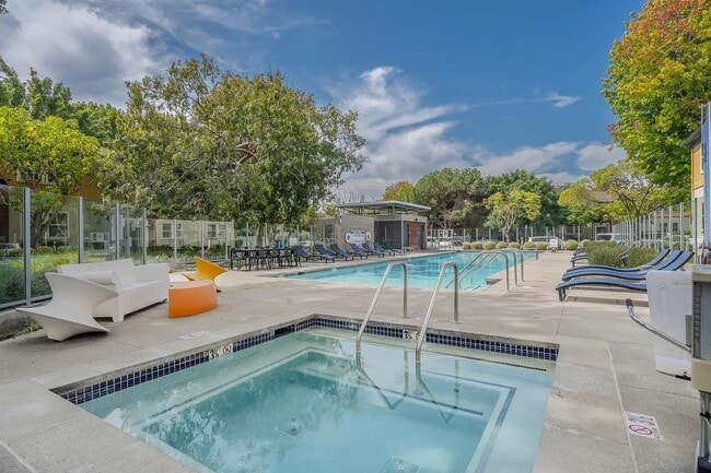 8820 Belford Ave unit 1013, Los Angeles, CA 90045 - photo 6