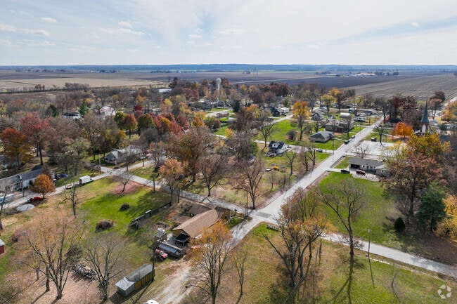 The residential area of Portage Des Sioux is laid out in a tidy grid layout.