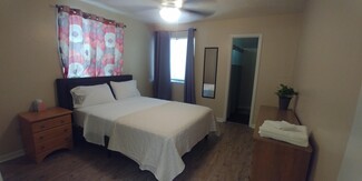 1327 Airport Dr Unit E16, Tallahassee, FL 32304
