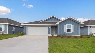 4036 Linwood Dr, Chipley, FL 32428