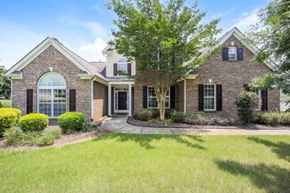 501 Summer Brooke Ln, Fairburn, GA 30213