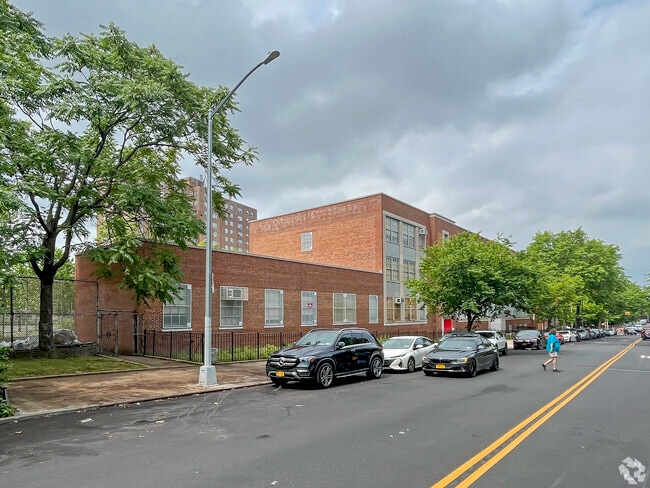 P.S. 112 Elementary in Edenwald is educating the future leaders of tomorrow.