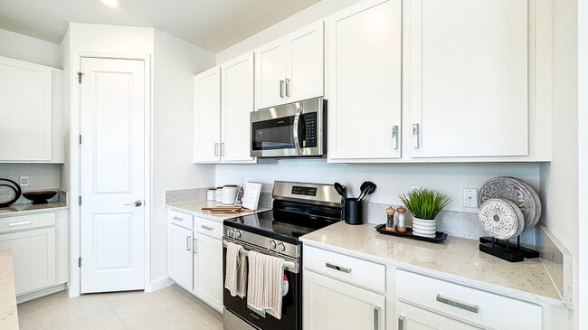 2369 Croft Inlet Dr NW, Palm Bay, FL 32907 - photo 3