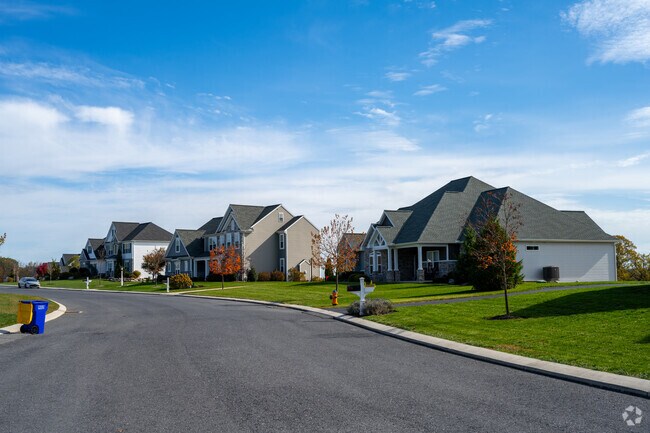 Homebuyers find Colonial Revival and single family homes throughout Middlesex Township Cumberland.