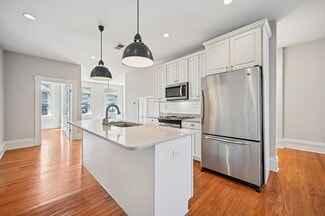 692 N High St, Columbus, OH 43215