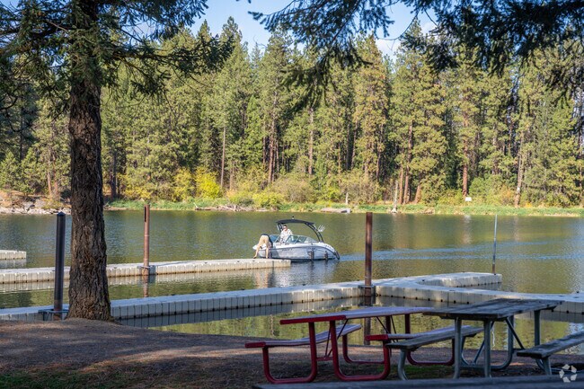 The Spokane river provides locals of South Shore lots of access to water sports.