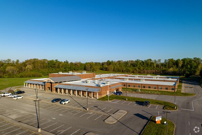 Union Grove Middle School received a grade of B from Niche.