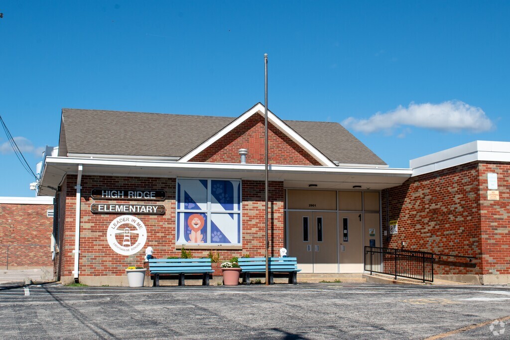 High Ridge Elementary School serves students in the High Ridge community.
