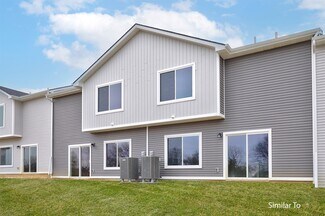 9108 Robinson Dr, West Des Moines, IA 50266