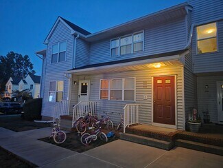 380 Keswick Dr, Piscataway, NJ 08854