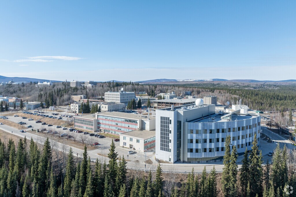 Explore the University of Alaska Fairbanks campus views in the College neighborhood.