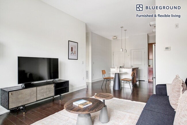 90 Fawcett St unit FL3-ID527, Cambridge, MA 02138 - photo 3