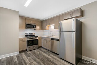 6904 W Gunnison St Unit 1, Harwood Heights, IL 60706