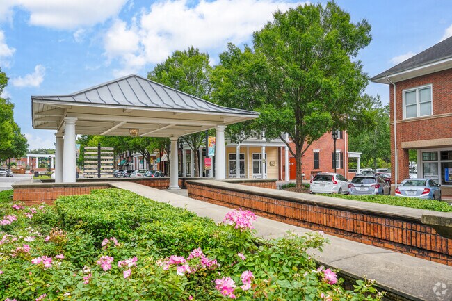 Smyrna is a Northwest Atlanta neighborhood blooming with picturesque charm.