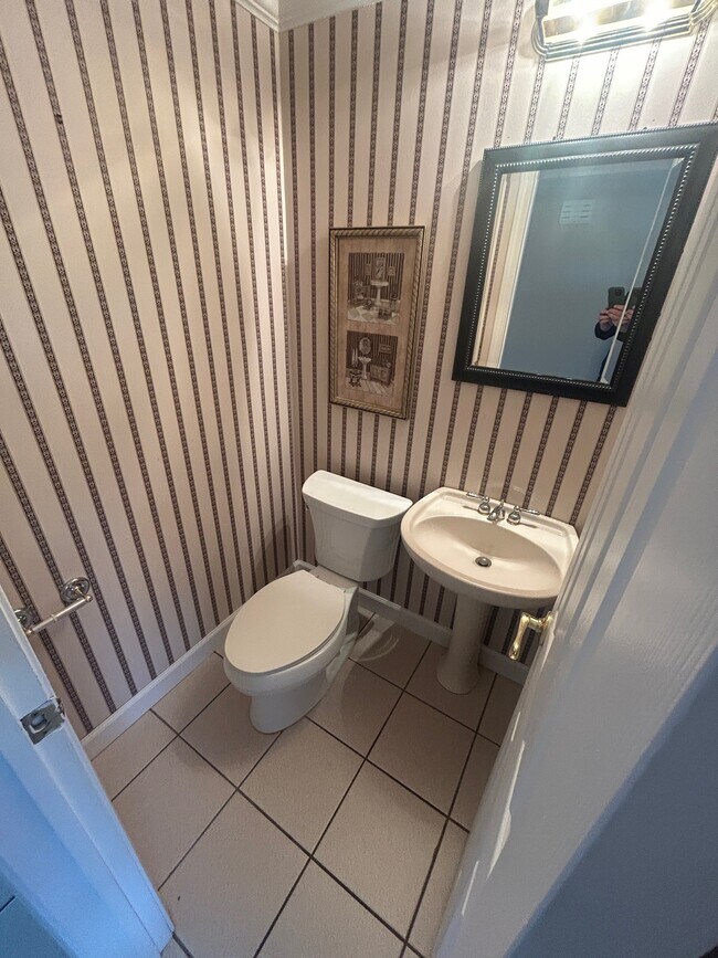 41168 N Woodbury Green Dr, van Buren Township, MI 48111 - photo 6