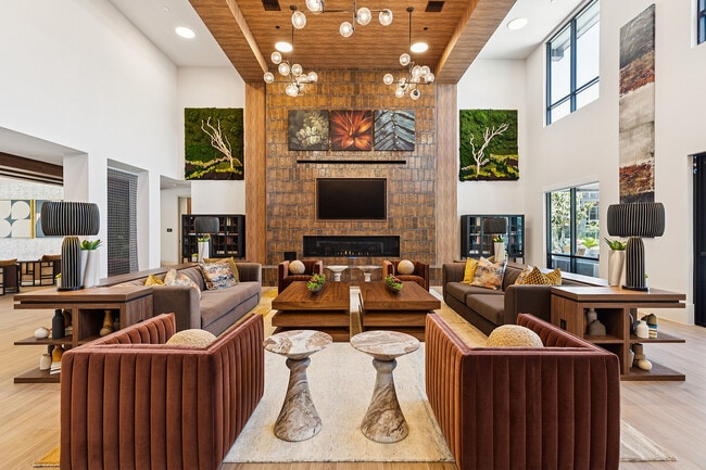 Ona, Sacramento, CA 95834 - photo 3