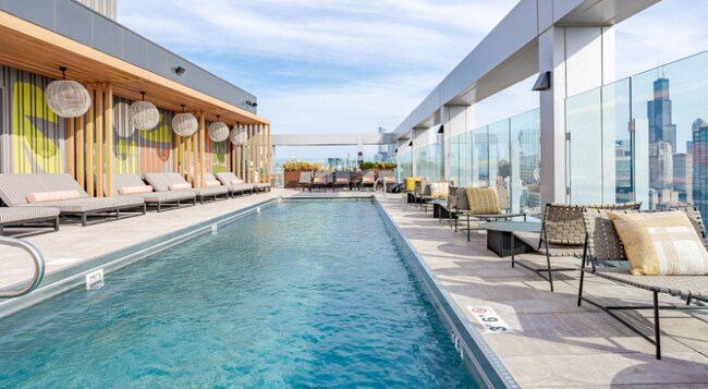 1125 W Carroll Ave, Chicago, IL 60607 - photo 5