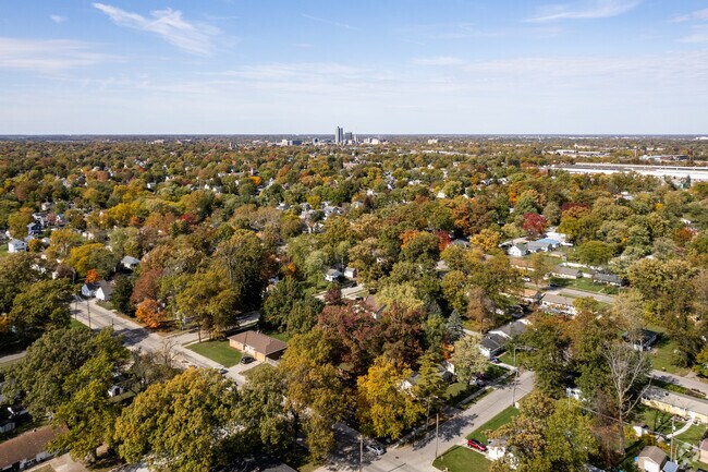 Village Woods is a short commute to downtown Fort Wayne.