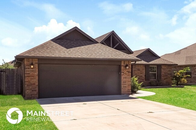 9948 SW 22nd St, Yukon, OK 73099 - photo 4