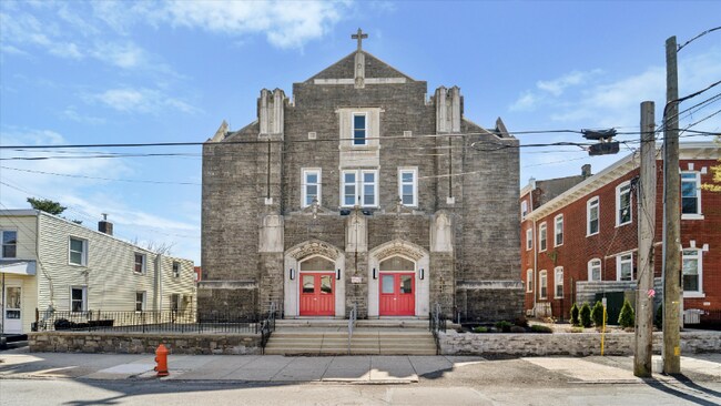 4635 E Thompson St unit 2, Philadelphia, PA 19137 - photo 6