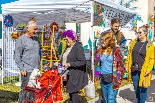 Enjoy some time out with your pub & friends when living in Gulfport neighborhood.