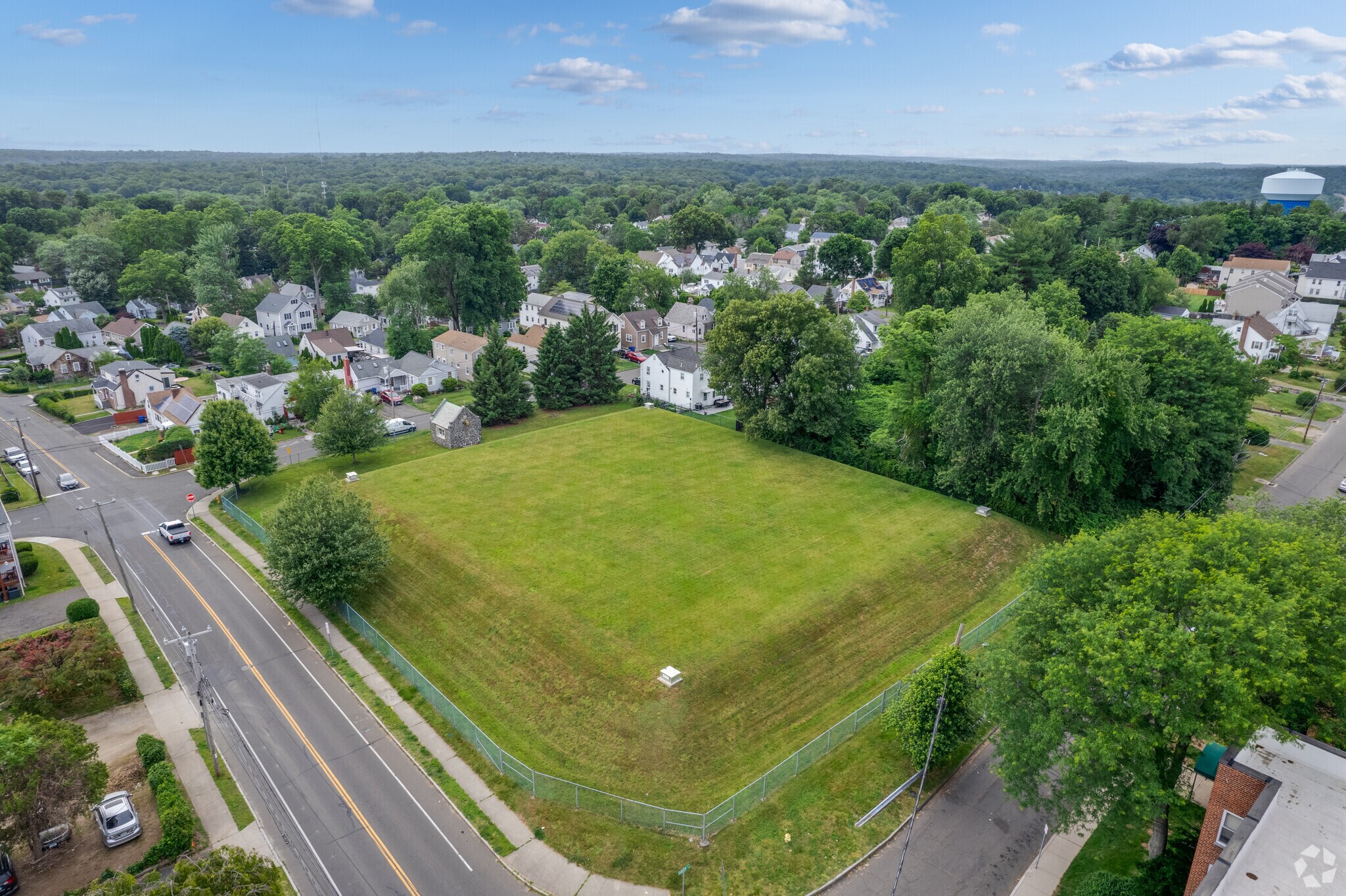 The park space near Magnolia Street and Grandview Avenue in the neighborhood of Spring Hill.