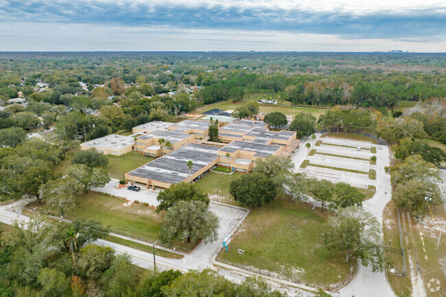Maniscalco Elementary School has an overall Niche score of B+