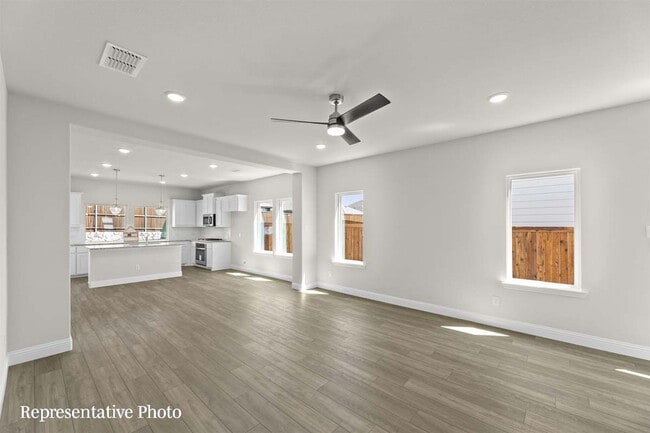 917 Apeldoorn Trail, Little Elm, TX 75068 - photo 3