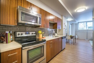 905 Dexter Ave N, Seattle, WA 98109