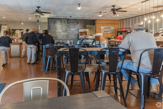 Hollands Country Dining near Cyprus serves hearty comfort food just minutes away.