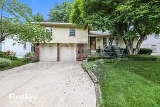 8117 Hardy St, Overland Park, KS 66204