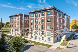 1800 W Bethune St, Detroit, MI 48206