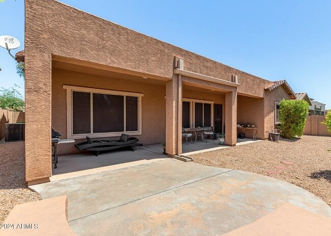 16021 W Becker Ln, Surprise, AZ 85379 - photo 3
