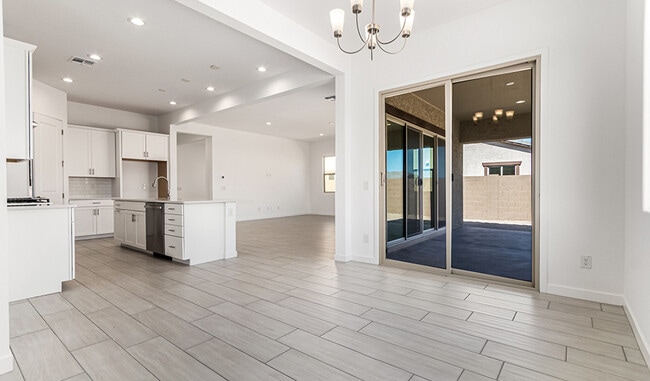 20155 W Monterey Way, Buckeye, AZ 85396 - photo 3