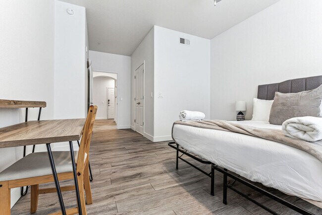 9450 W Cabela Dr unit ID1054664P, Glendale, AZ 85305 - photo 5