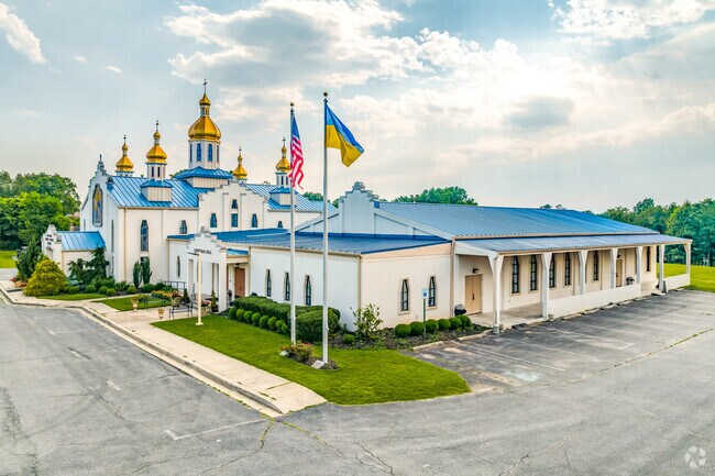 The St. Andrew Ukrainian Orthodox Cathedral in Cloverly was established in 1949, just after ww2.