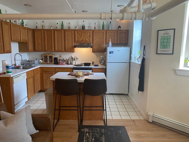 1127 Commonwealth Ave unit 34, Boston, MA 02134 - photo 3