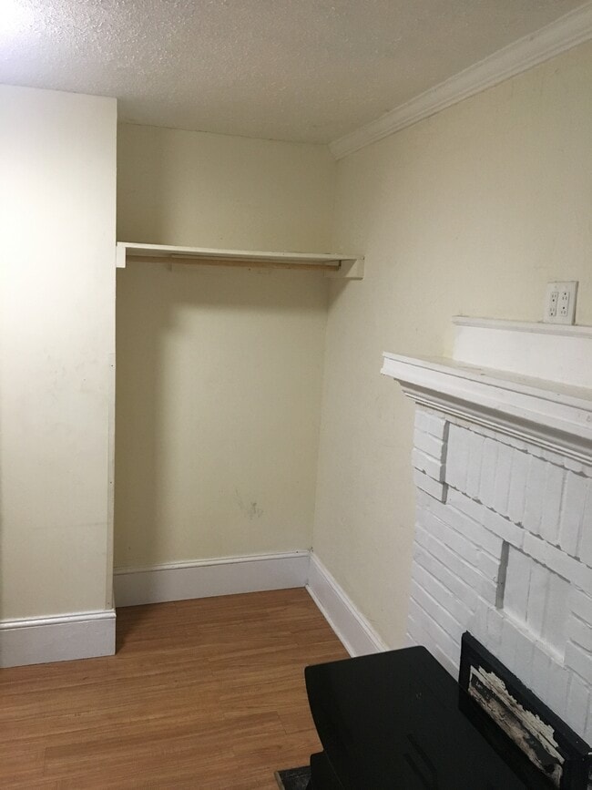 1033 Martin Luther King jr Dr NW, Atlanta, GA 30314 - photo 6