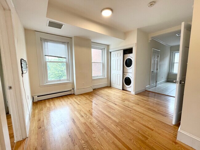 92 L St unit 3, Boston, MA 02127 - photo 3