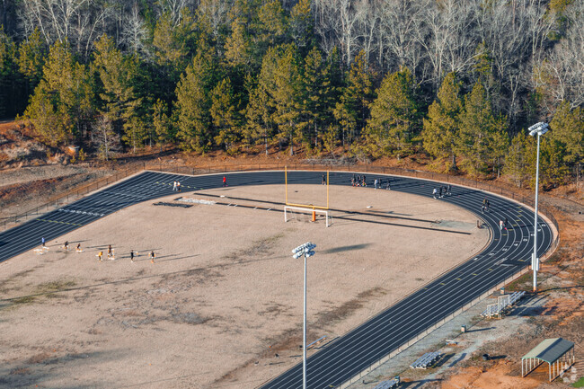Alvoy High School receives a C rating from Niche.