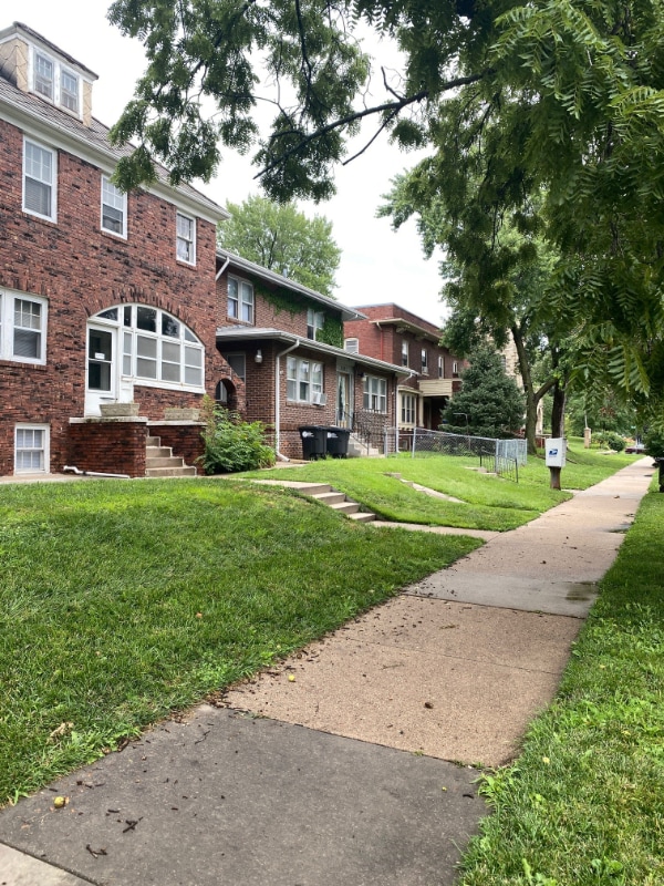 1405 S 10th St Unit 3, Omaha, NE 68108