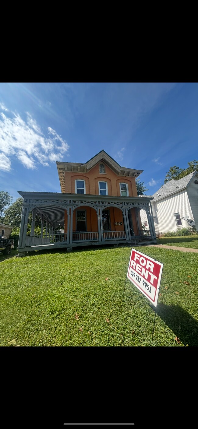 531 S Central Ave unit 525, Burlington, IA 52601 - photo 5