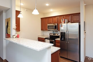 2121-2135 Cottonwood Rd, Ames, IA 50014