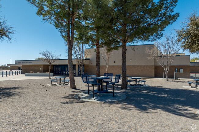 Vista Middle School encourages curiosity, leadership, and lifelong learning.