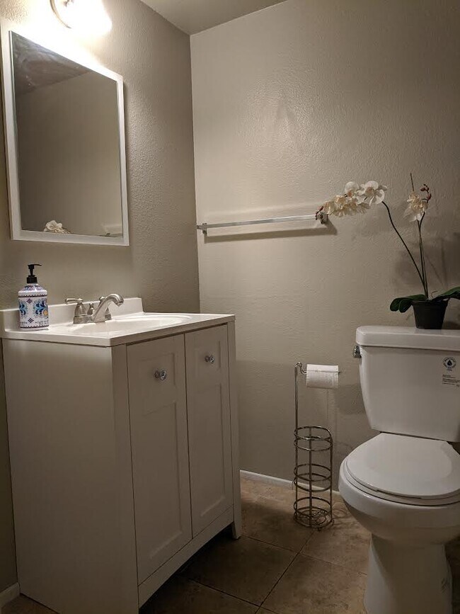 2204 Cedar St unit E, Alhambra, CA 91801 - photo 3