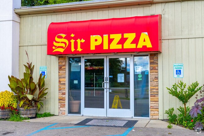 Residents enjoy classic slices and family meals at Sir Pizza in Battle Creek.