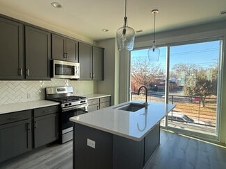 1225 E 34th St Unit 419, Charlotte, NC 28205