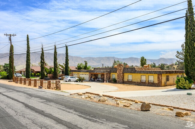 The Mesa's diverse architectural styles range from mid-century to ranch homes.