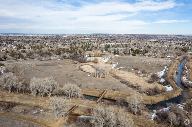 Two Ponds National Wildlife Refuge provides Club Crest with ample open space.